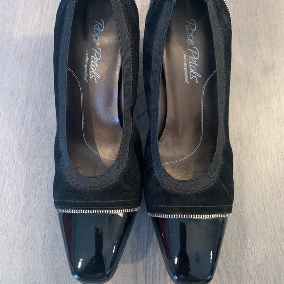 Walking Cradles black suede/patent leather heels with silver zipper detail. - Picture 12 of 14